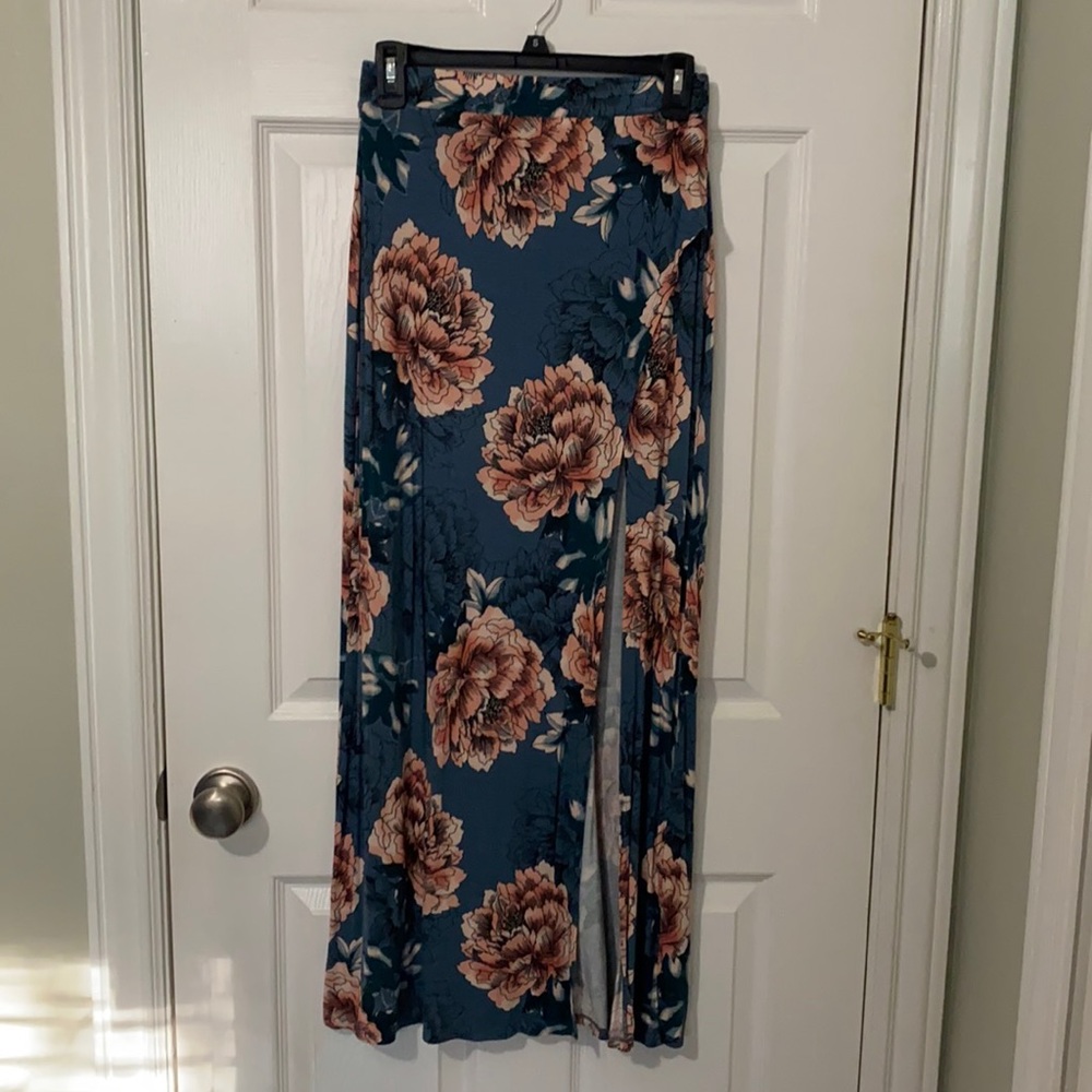 Floral maxi skirt